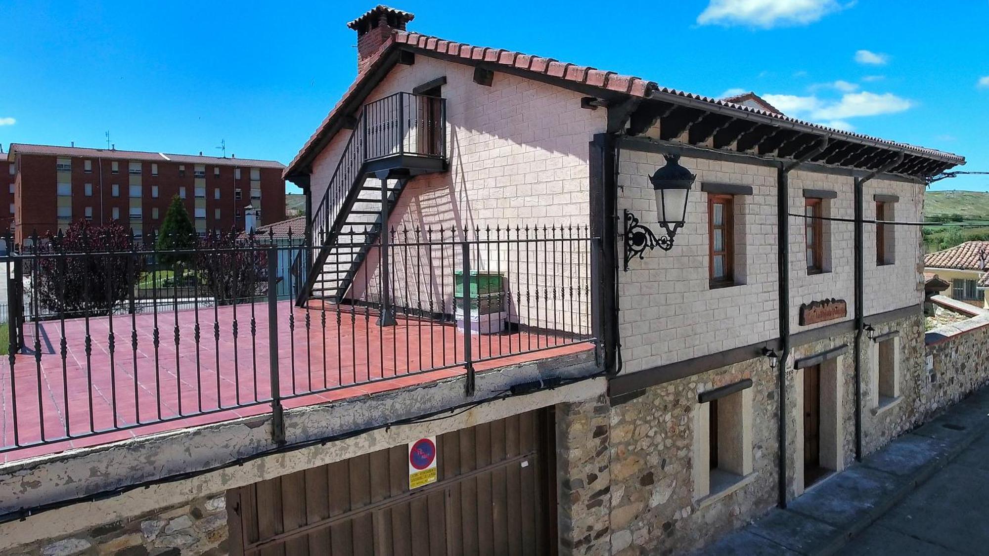 Majada Palentina Guest House Villanueva de Arriba Luaran gambar