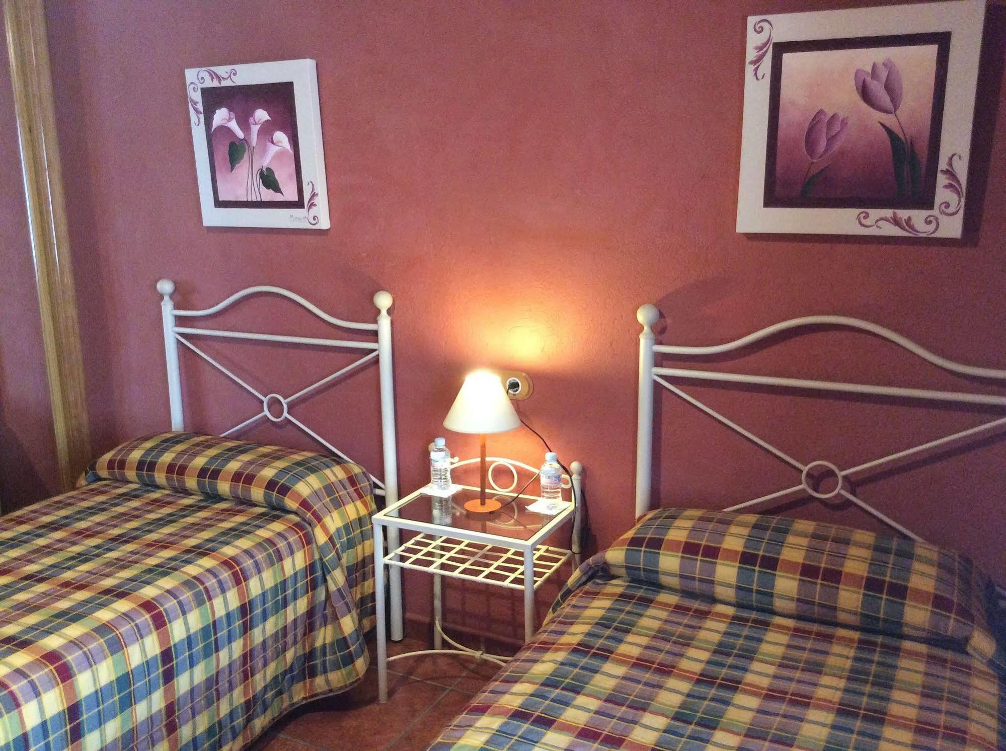 Majada Palentina Guest House Villanueva de Arriba Luaran gambar