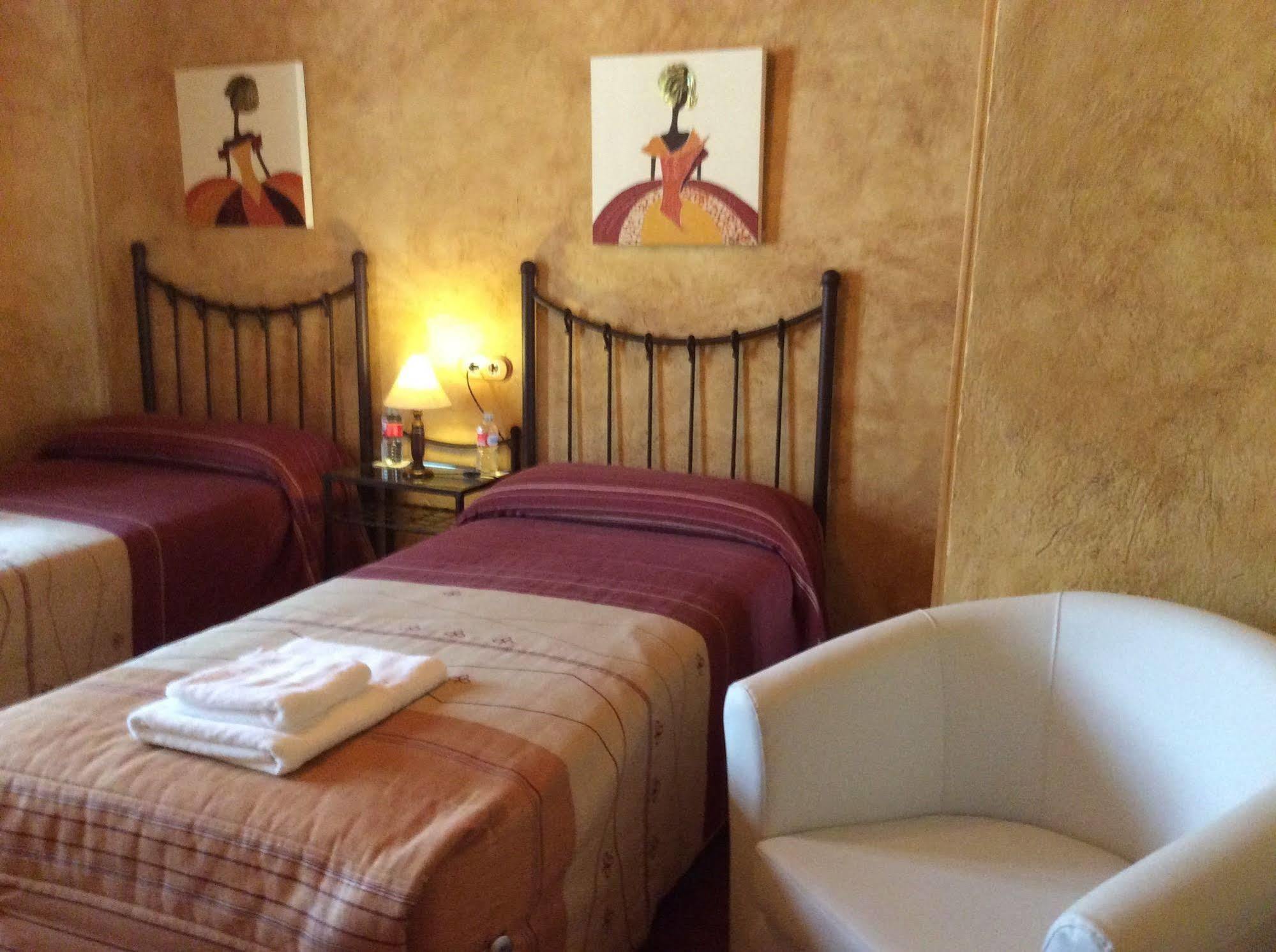Majada Palentina Guest House Villanueva de Arriba Luaran gambar