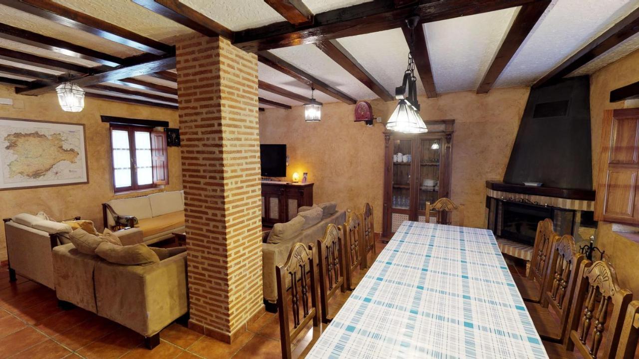 Majada Palentina Guest House Villanueva de Arriba Luaran gambar